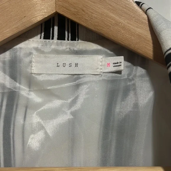 Cardigan - Picture 2 of 3